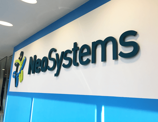 neosystems wall photo